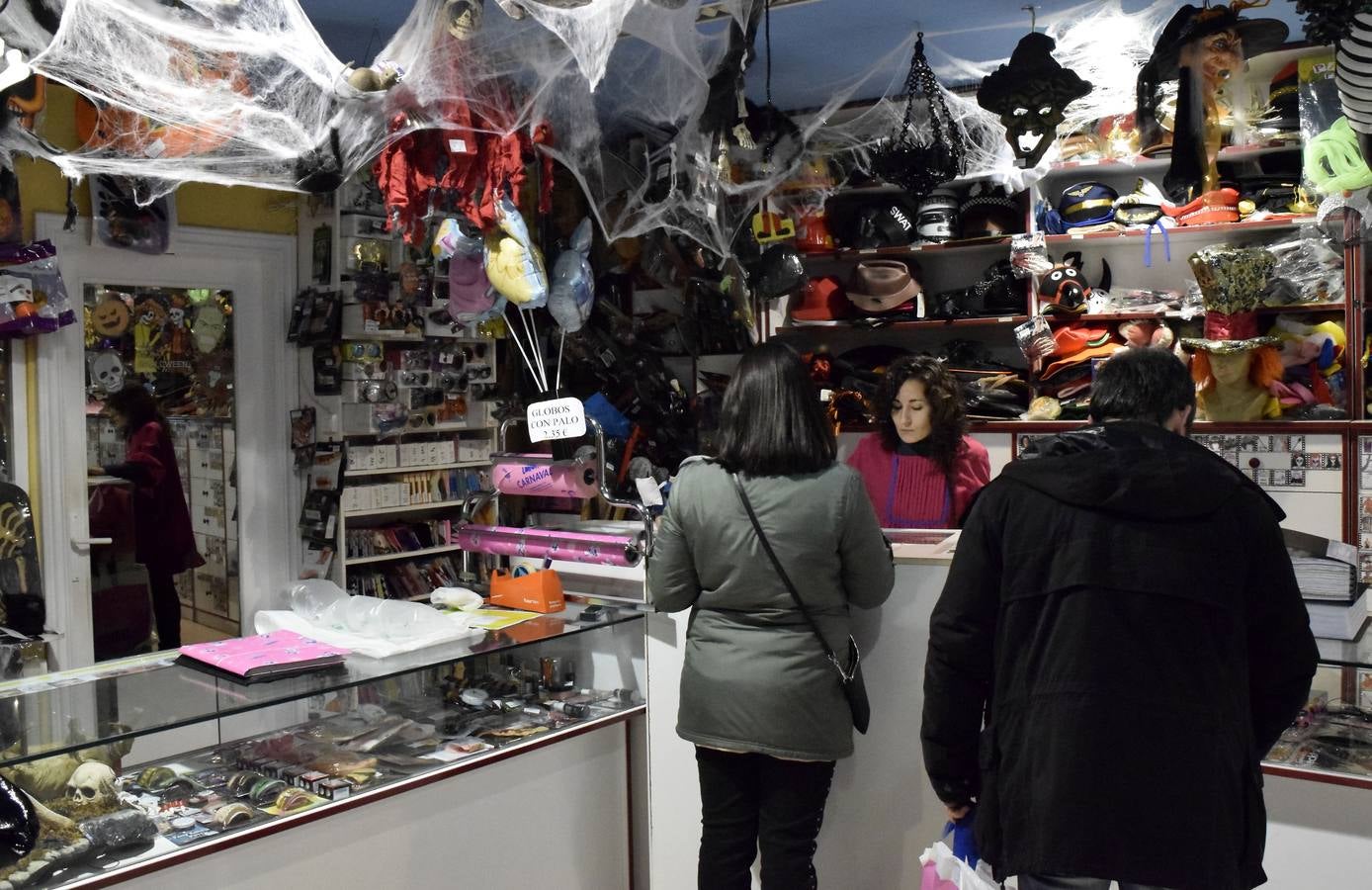 El comercio vallisoletano celebra Halloween