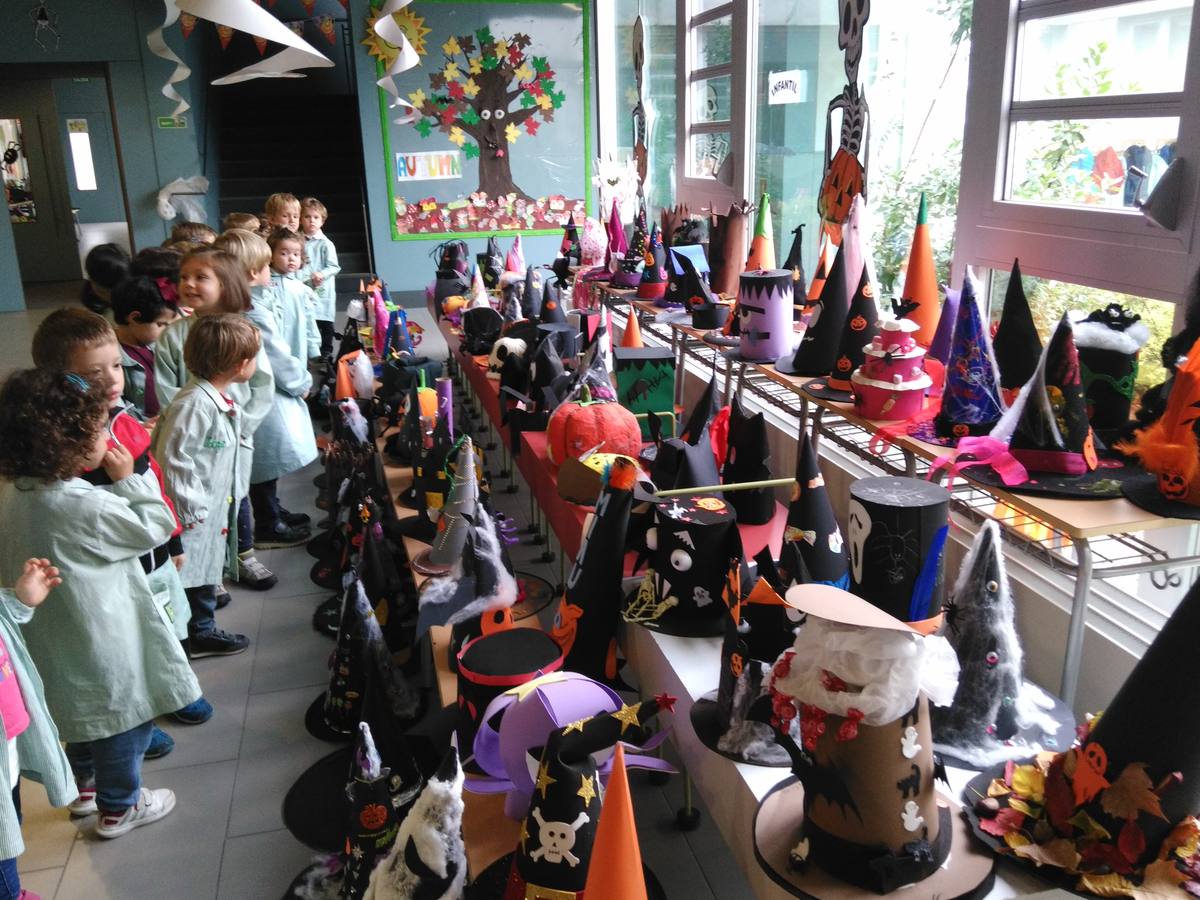 Concurso de sombreros de Halloween en el colegio El Peral