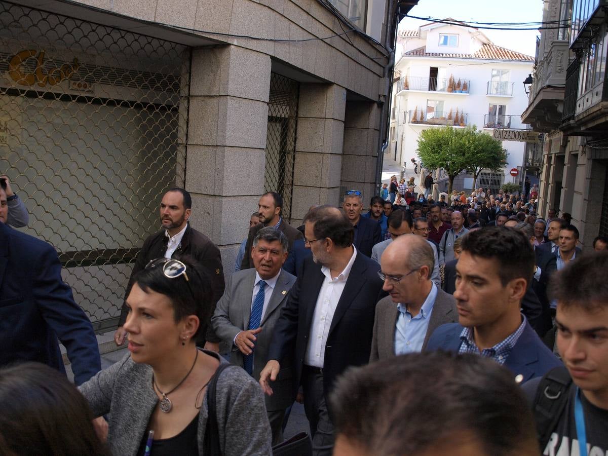 Mariano Rajoy participa en un acto organizado por el PP en Béjar (Salamanca) (2/4)