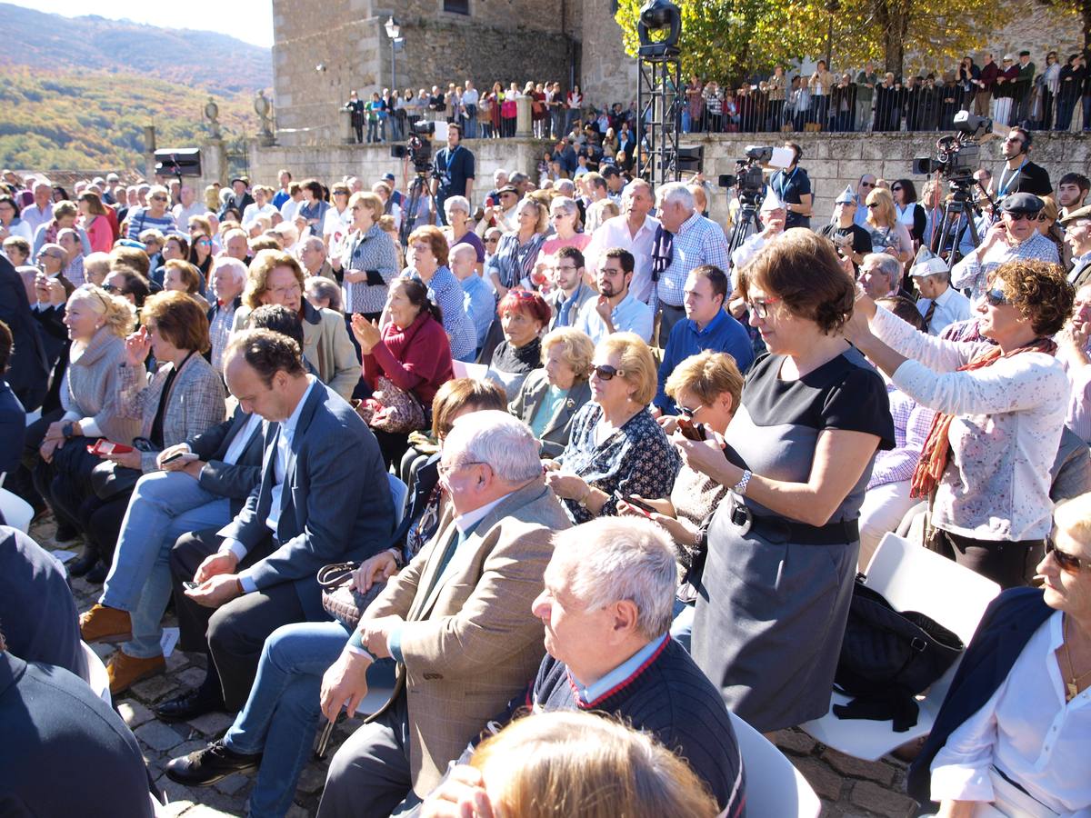 Mariano Rajoy participa en un acto organizado por el PP en Béjar (Salamanca) (3/4)