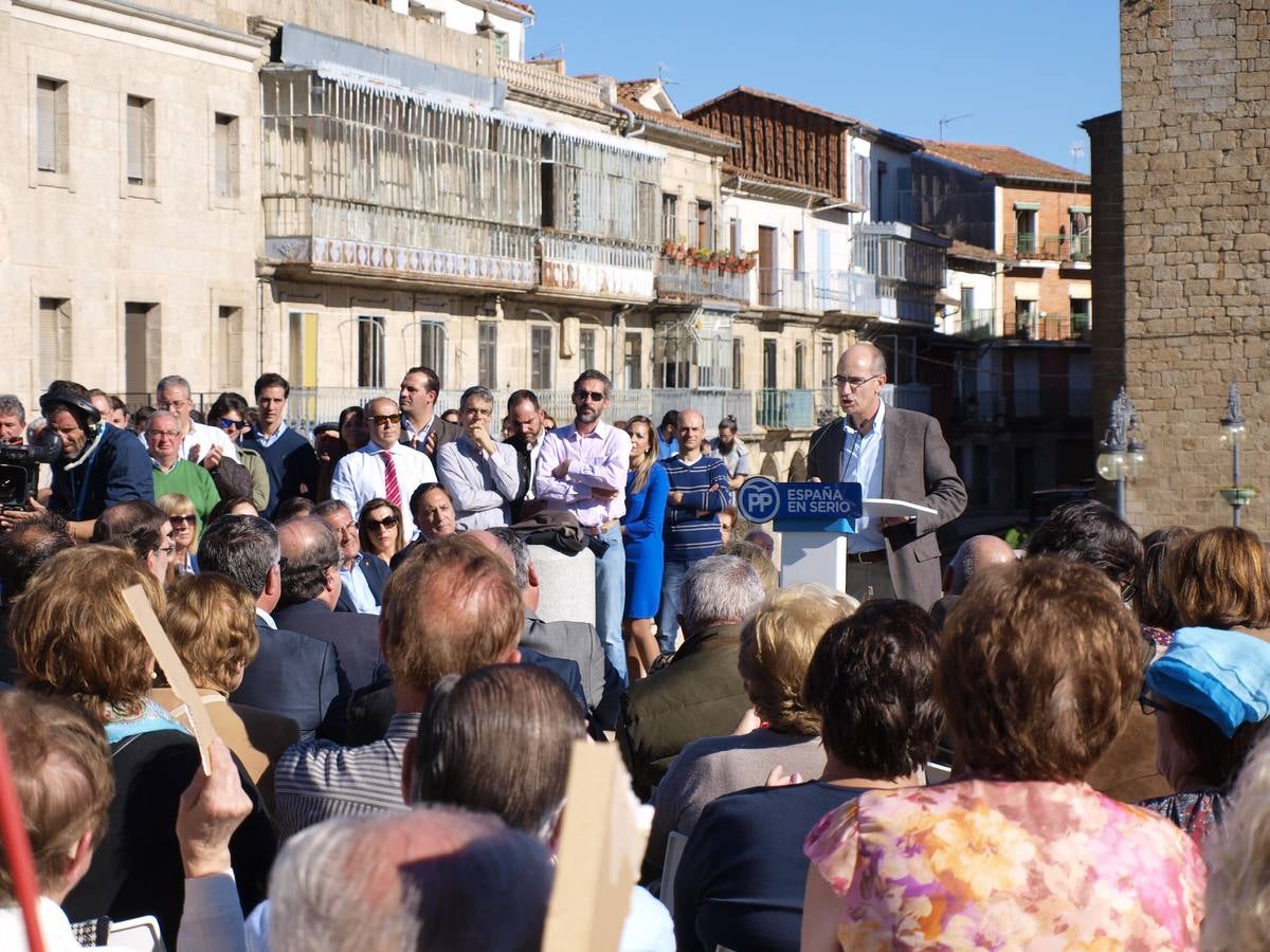 Mariano Rajoy participa en un acto organizado por el PP en Béjar (Salamanca) (4/4)
