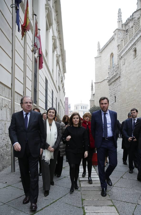 Soraya Sáenz de Santamaría inaugura una exposición sobre Santa Teresa en el Museo de Escultura de Valladolid