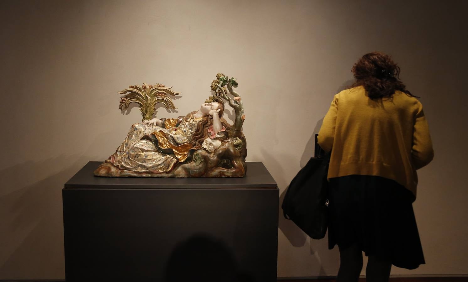 Soraya Sáenz de Santamaría inaugura una exposición sobre Santa Teresa en el Museo de Escultura de Valladolid