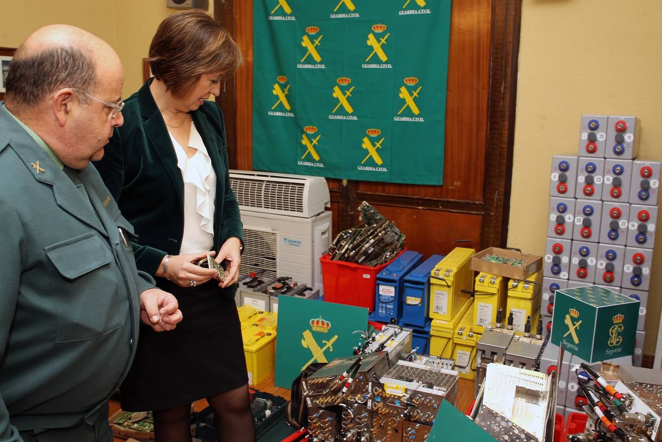 Material incautado por la Guardia Civil de Segovia en la &#039;Operación Señal&#039;
