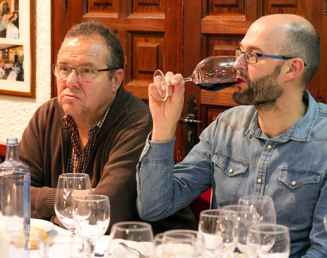 Cata del Otoño Enológico de Caja Rural, en el restaurante El Cordero