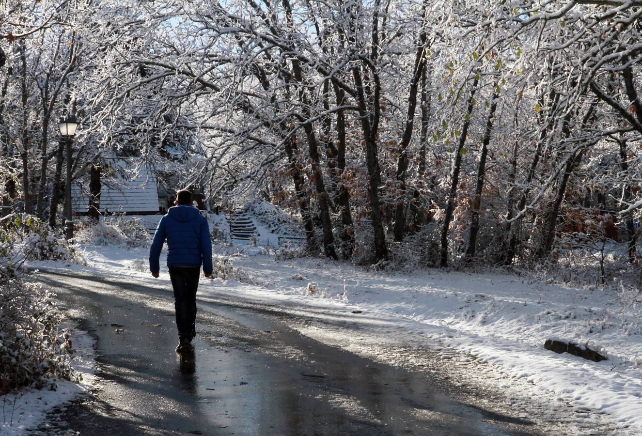 Segovia recibe las primeras nieves de la temporada
