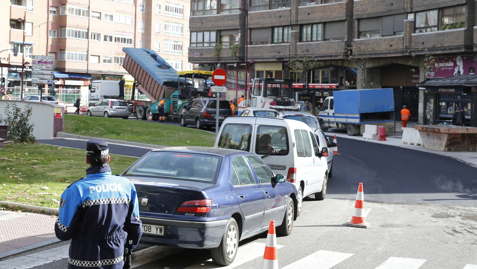 Obras de asfaltado para habilitar un tercer carril en la Circular