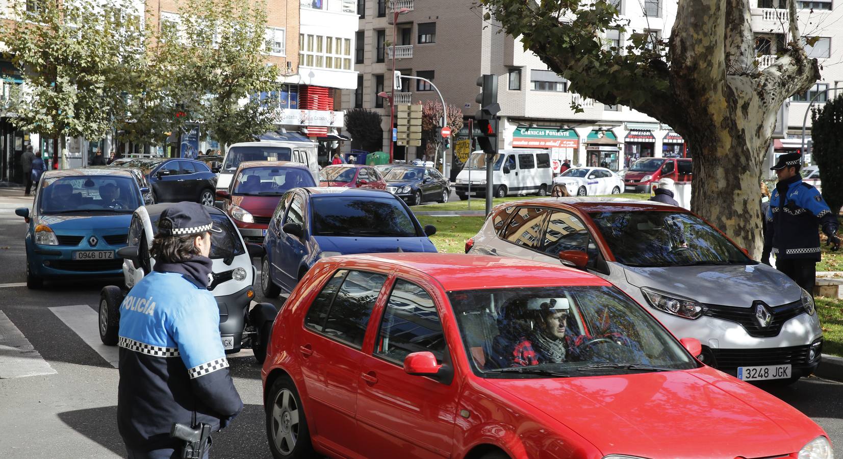 Obras de asfaltado para habilitar un tercer carril en la Circular