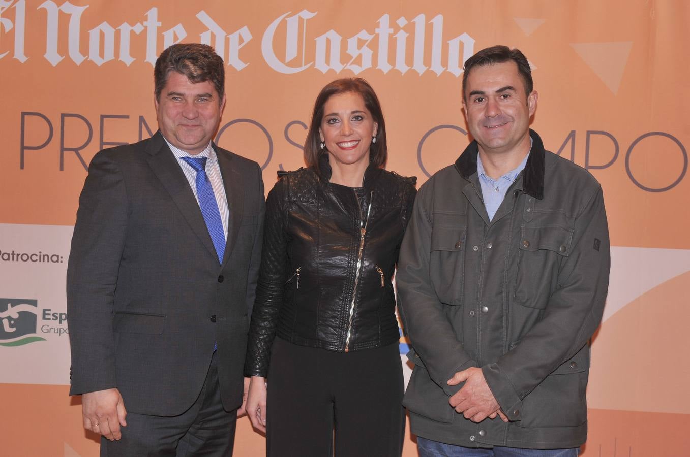 El alcalde de Santibáñez, Manuel Fernández; la diputada provincial del PP, Inmaculada Toledano, y el alcalde de Cogeces del Monte, Fernando Esteban.