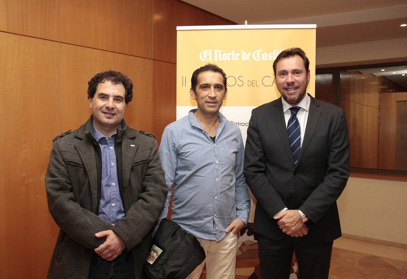 Juan Manuel Ramos y Vicente Andrés (CC OO), con el alcalde de Valladolid, Óscar Puente.
