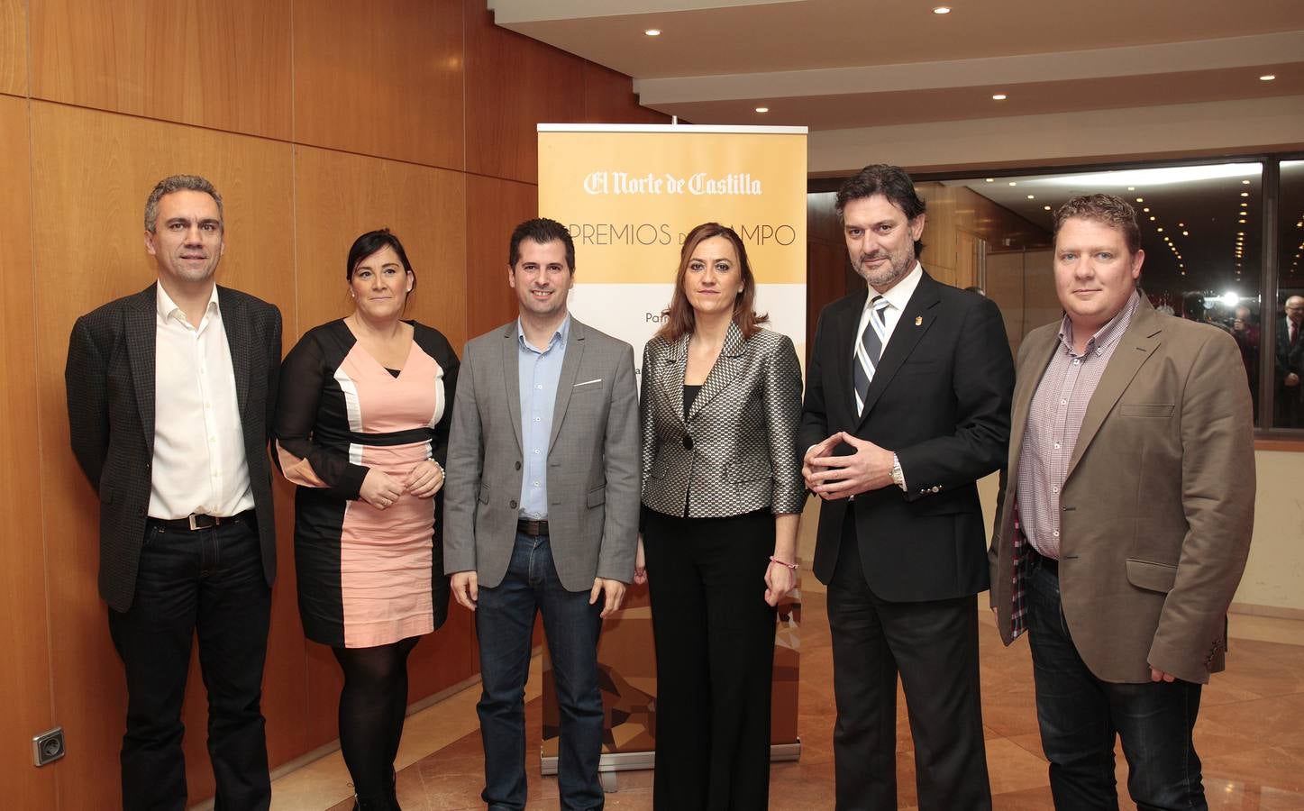 Los socialistas Javier Izquierdo, Ana Sánchez, Luis Tudanca, Virginia Barcones, José Luis Vázquez y Óscar Álvarez,