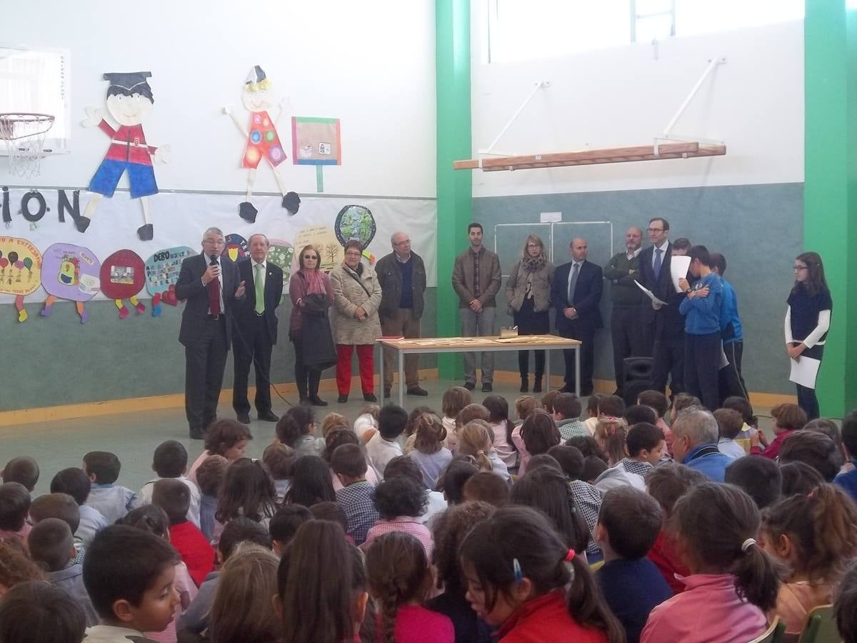 Escolares de Villanubla celebran la Constitución