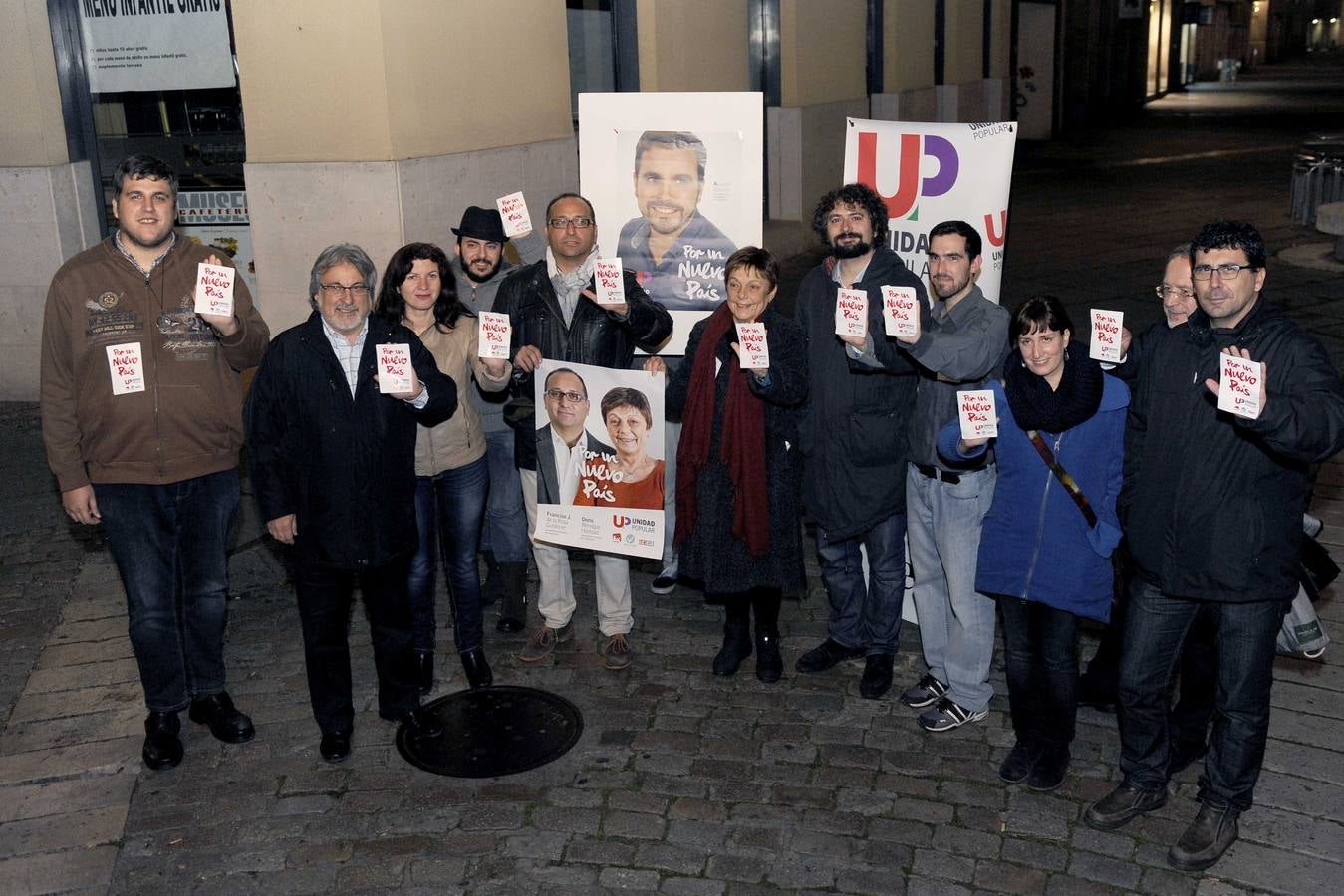 El procurador de IU, José Sarrión, y los candidatos de Unión Popular al Senado y al Congreso, Doris Benegas y Francisco de la Rosa, entre otros, abren la campaña electoral.