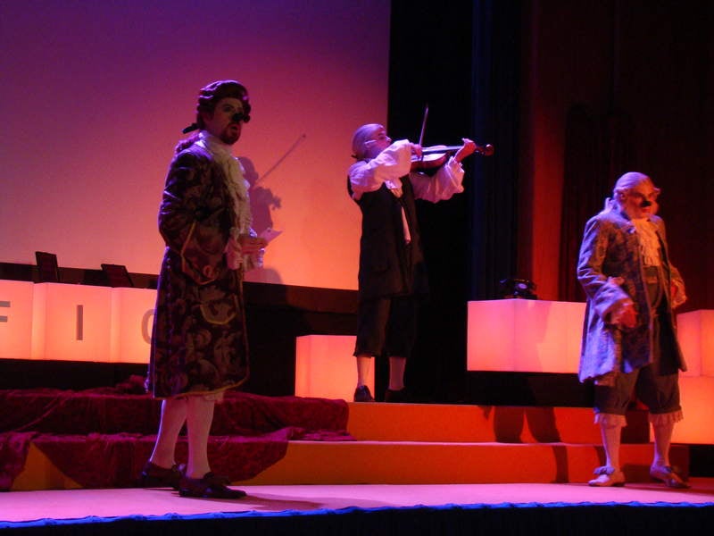 Aguilar cierra un brillante festival