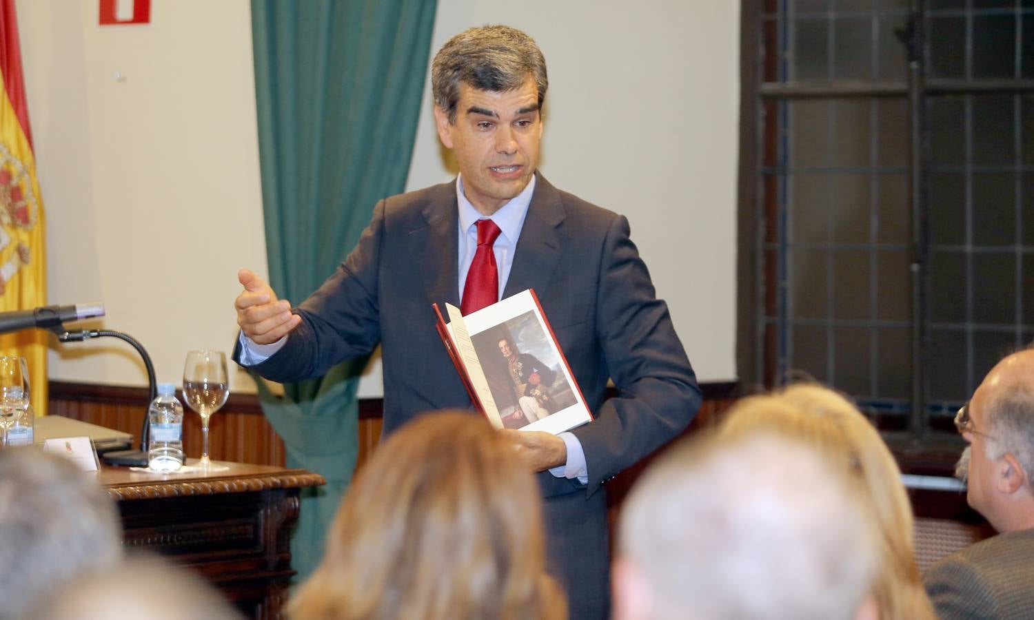 Gonzalo Serrats glosa la figura del general Álava y Wellington en el Aula de Cultura de El Norte de Castilla