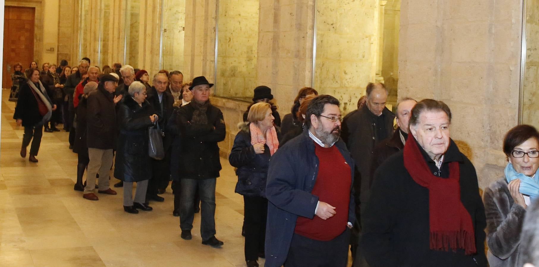 Luis Antonio de Villena habla de la primera entrega de sus memorias en el Aula de Cultura de El Norte de Castilla