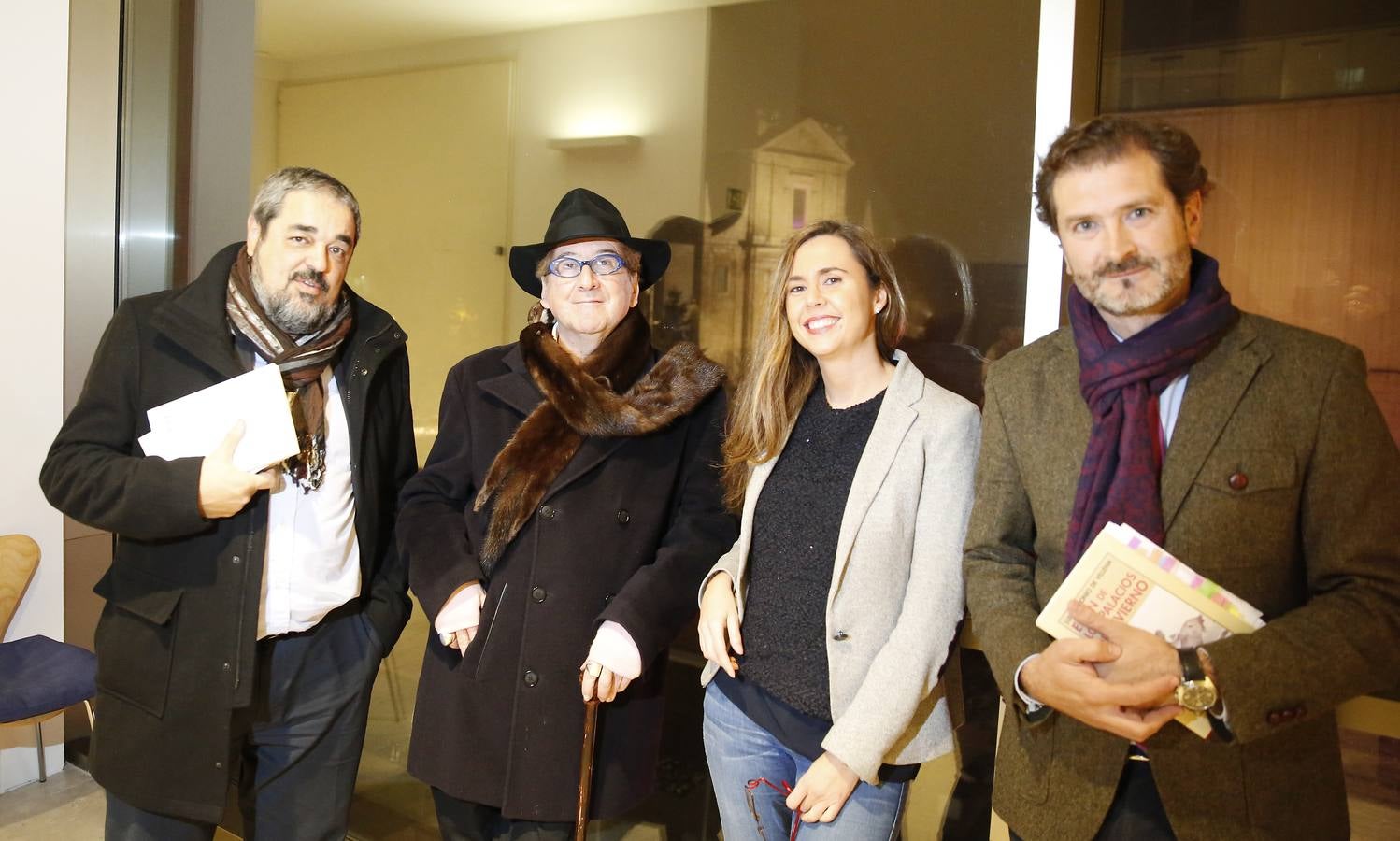 Luis Antonio de Villena habla de la primera entrega de sus memorias en el Aula de Cultura de El Norte de Castilla