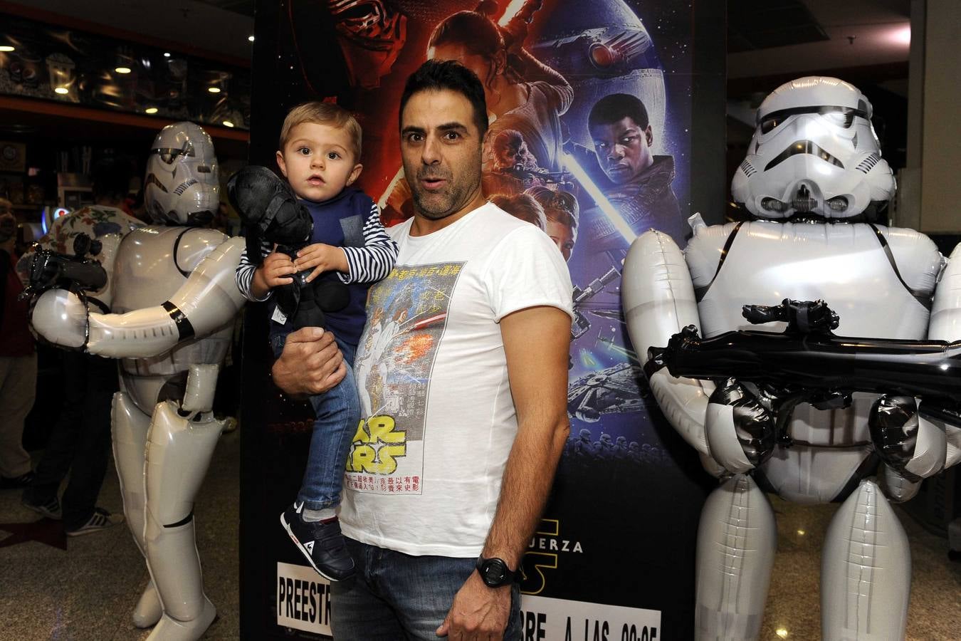 Estreno de la película &#039;El despertar de la Fuerza&#039; en los cines Megarama de Vallsur