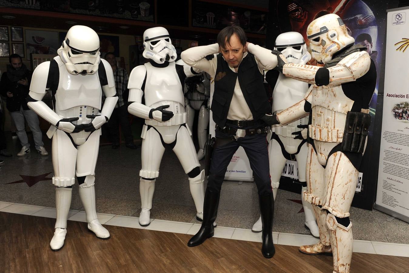 Estreno de la película &#039;El despertar de la Fuerza&#039; en los cines Megarama de Vallsur
