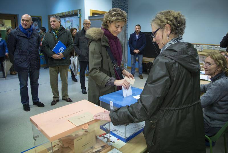 Primeras votaciones en Castilla y León