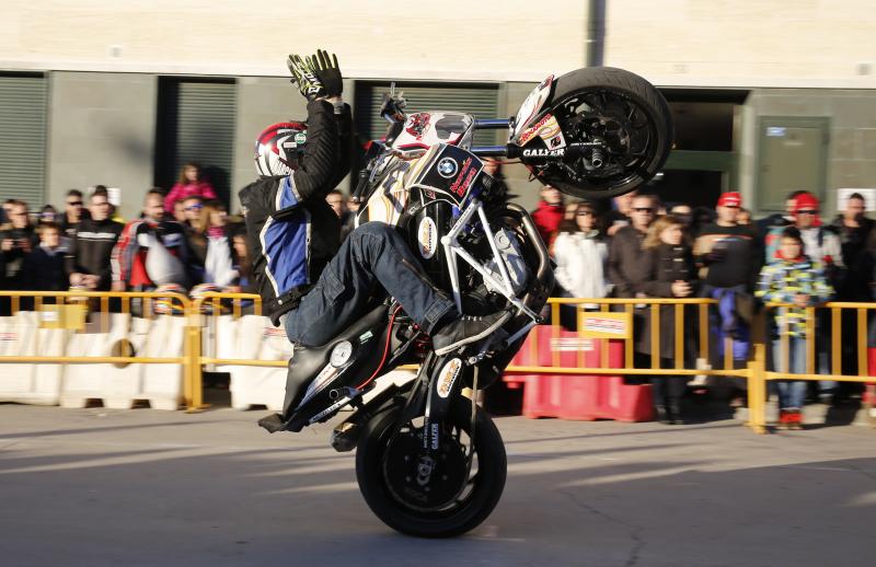 Acrobacias en la concentración Motauros 2016