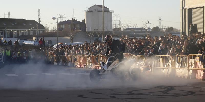 Acrobacias en la concentración Motauros 2016