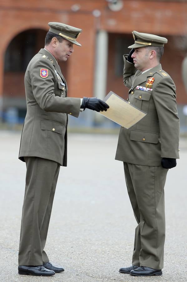 Desfile y condecoraciones en el cuartel Teniente Galiana (Valladolid)