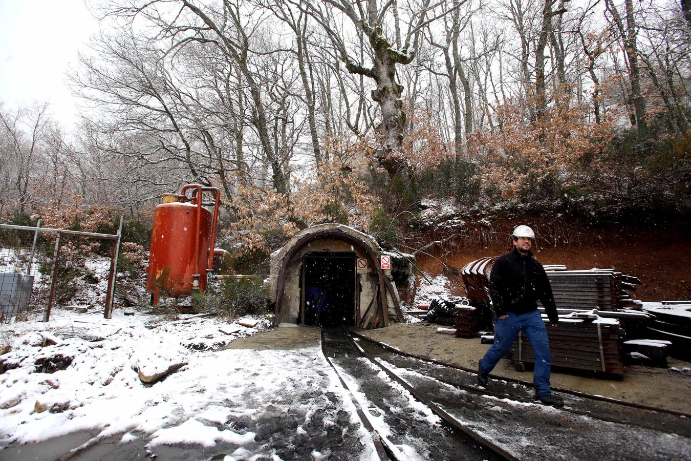 Bocamina del pozo de la mina Fely en Guardo.