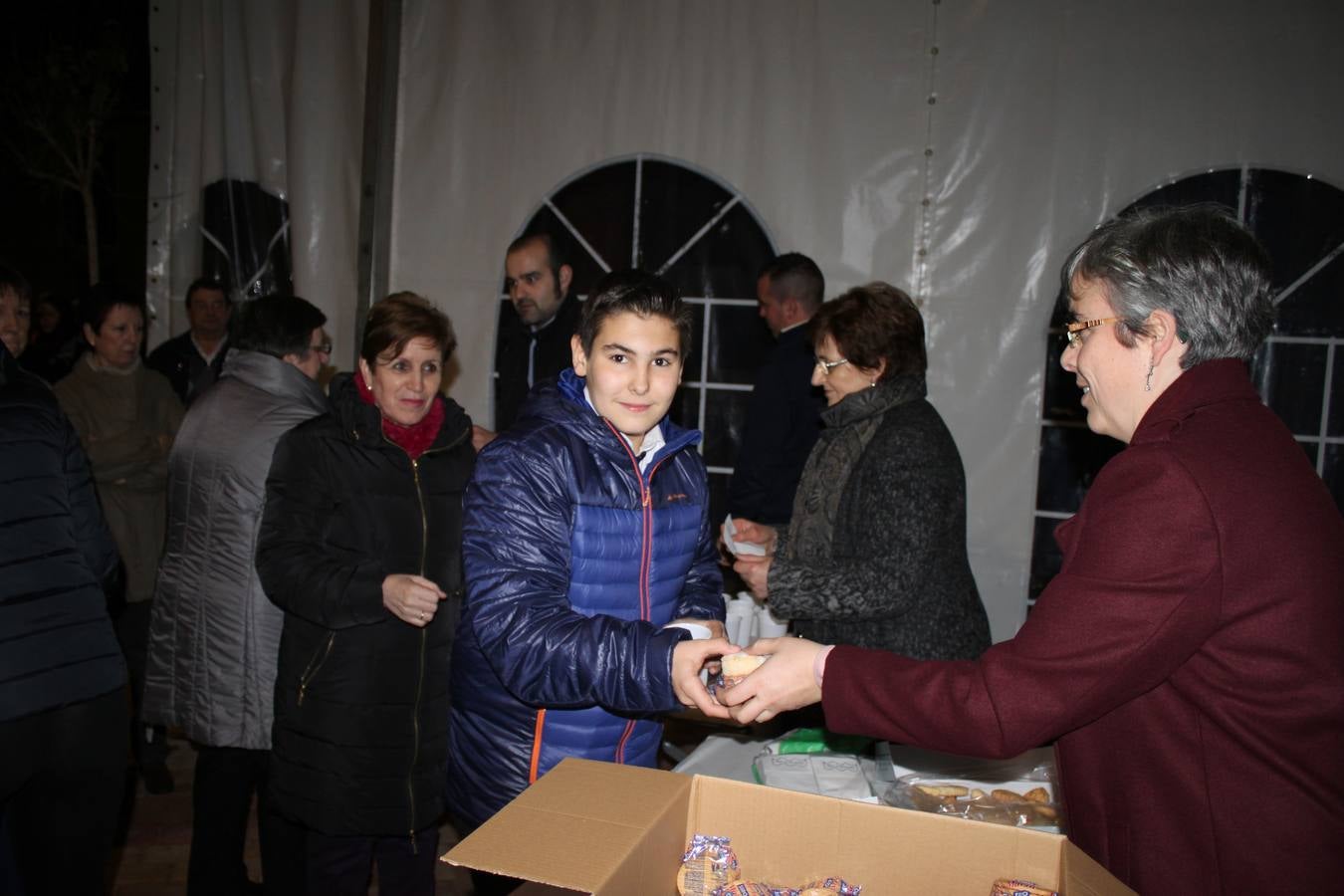 Los vecinos de Castrillo de Onielo (Palencia) honran a la Virgen de la Paz