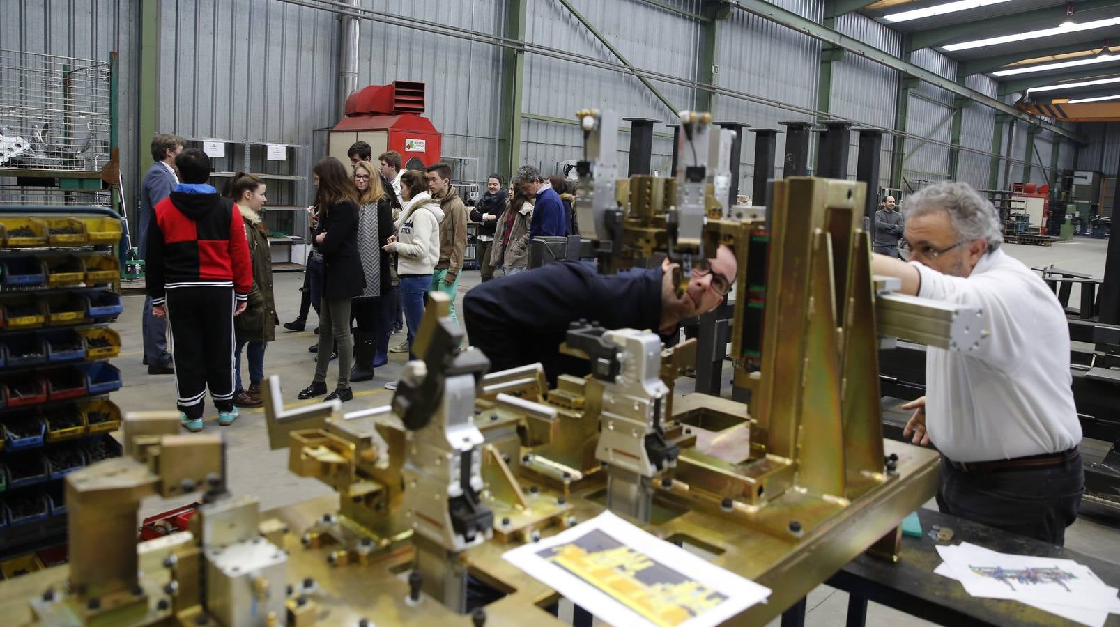 Alumnos del IES La Merced visitan las instalaciones de Ibermaq