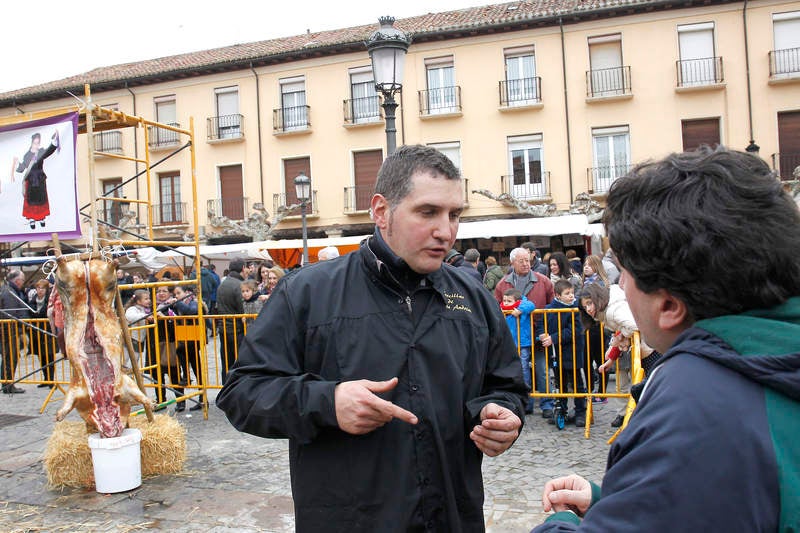 La matanza del cerdo protagoniza la fiesta de las Candelas en Palencia