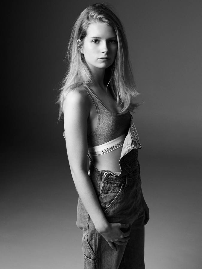 Así es Lottie Moss, la hermana de Kate