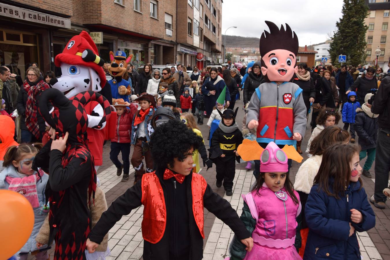 La Patrulla Canina visita el Carnaval de Guardo (Palencia)