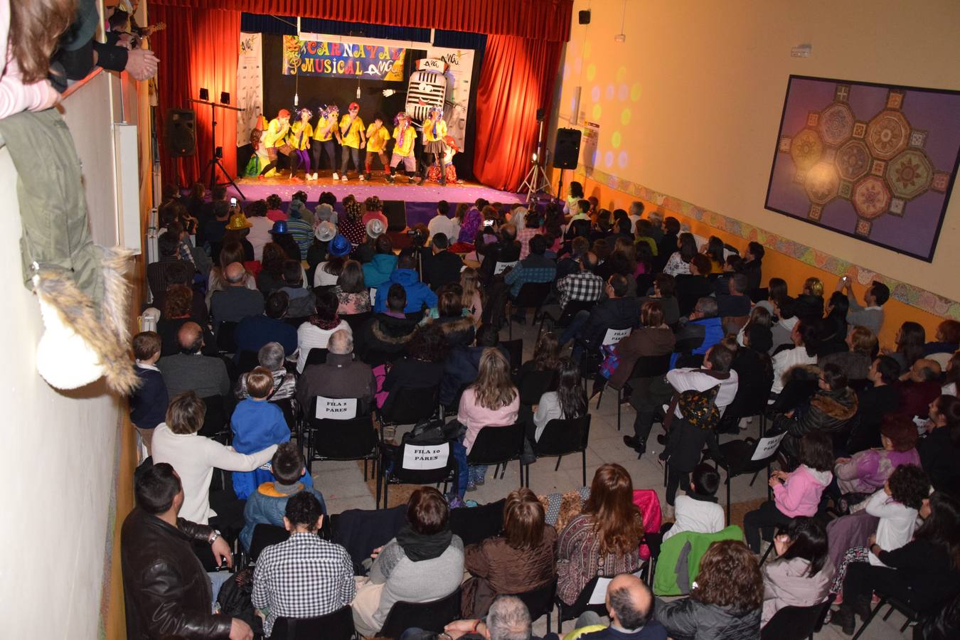 Concurso de chirigotas en los carnavales de Guardo (Palencia)