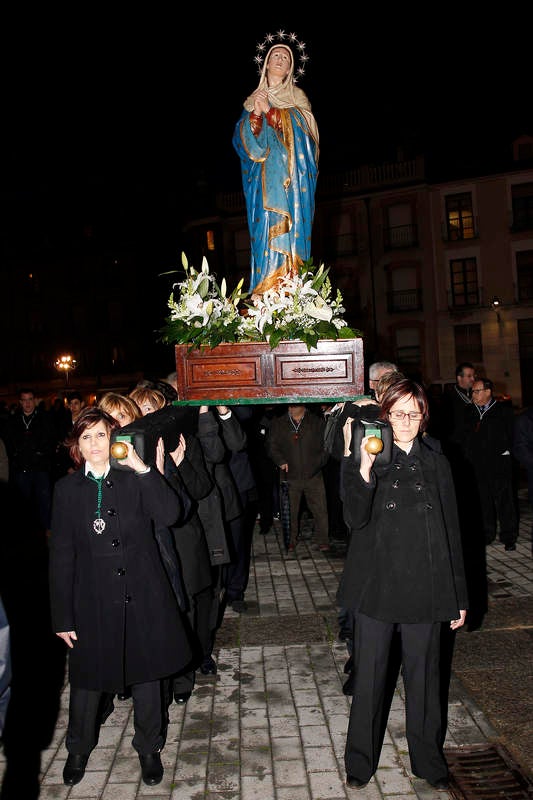 Viacrucis cuaresmal en Palencia