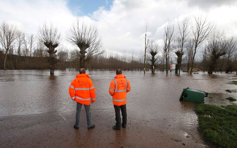 Desbordamiento del río Arlanza a su paso por Palenzuela (Palencia)