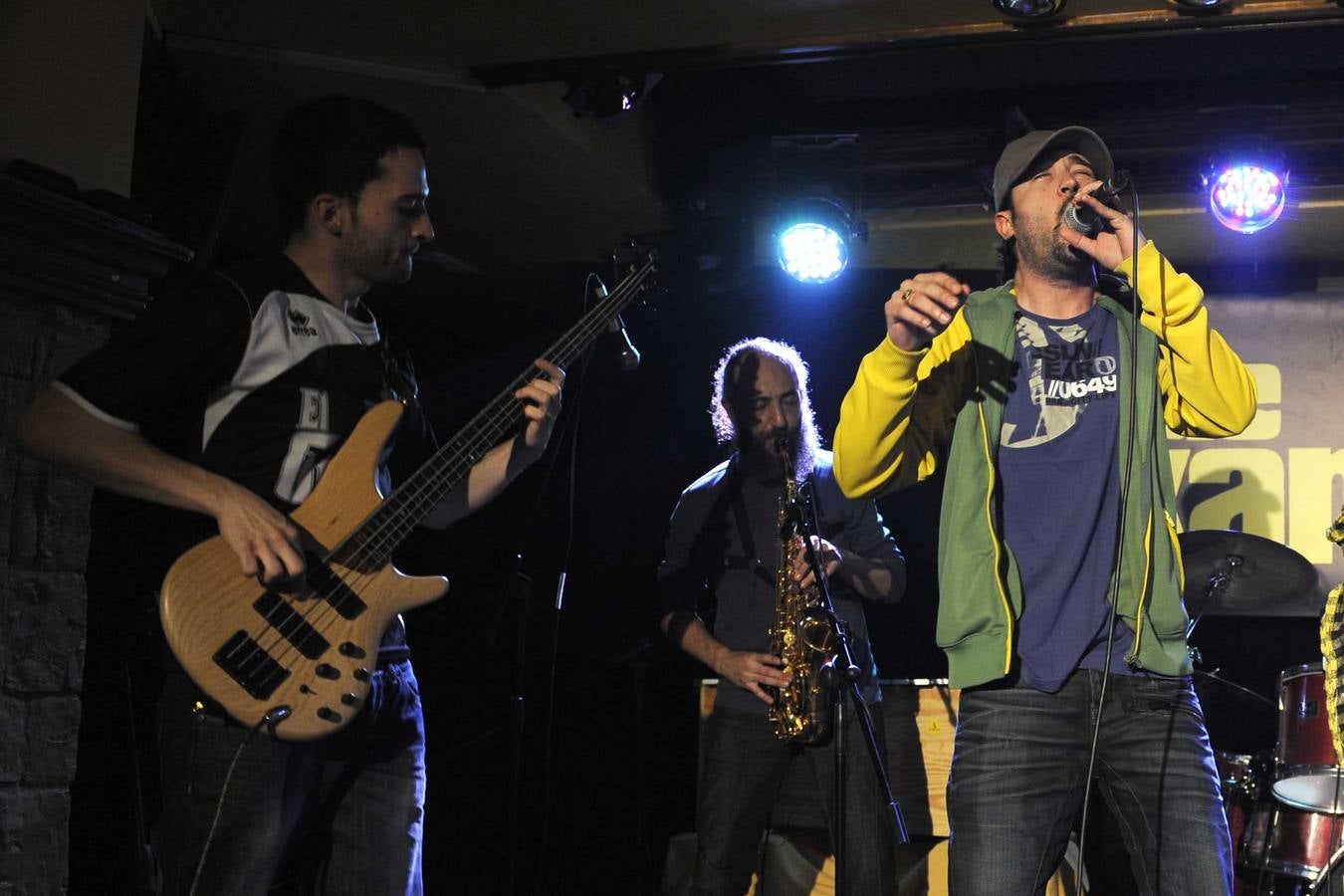 Concierto de la banda De Kanteo en la sala Porta Caeli de Valladolid