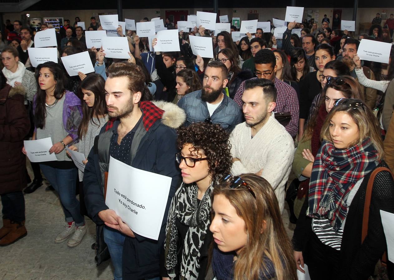 Visita virtual a la exposición &#039;Un año en imágenes 2015&#039; de Segovia (1/2)