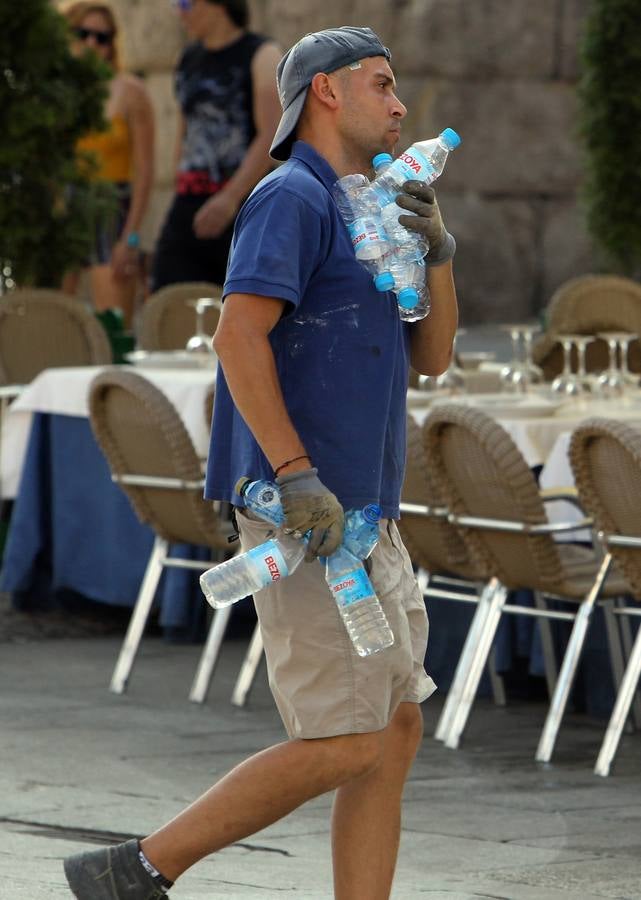 Visita virtual a la exposición &#039;Un año en imágenes 2015&#039; de Segovia (2/2)