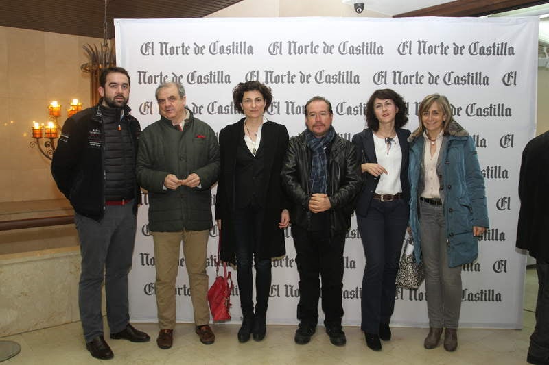 Inauguración de la exposición &#039;Un año en imágenes 2015&#039; de Palencia (2/2)