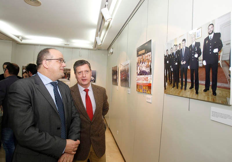 Inauguración de la exposición &#039;Un año en imágenes 2015&#039; de Palencia (2/2)