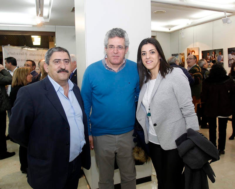 Inauguración de la exposición &#039;Un año en imágenes 2015&#039; de Palencia (2/2)