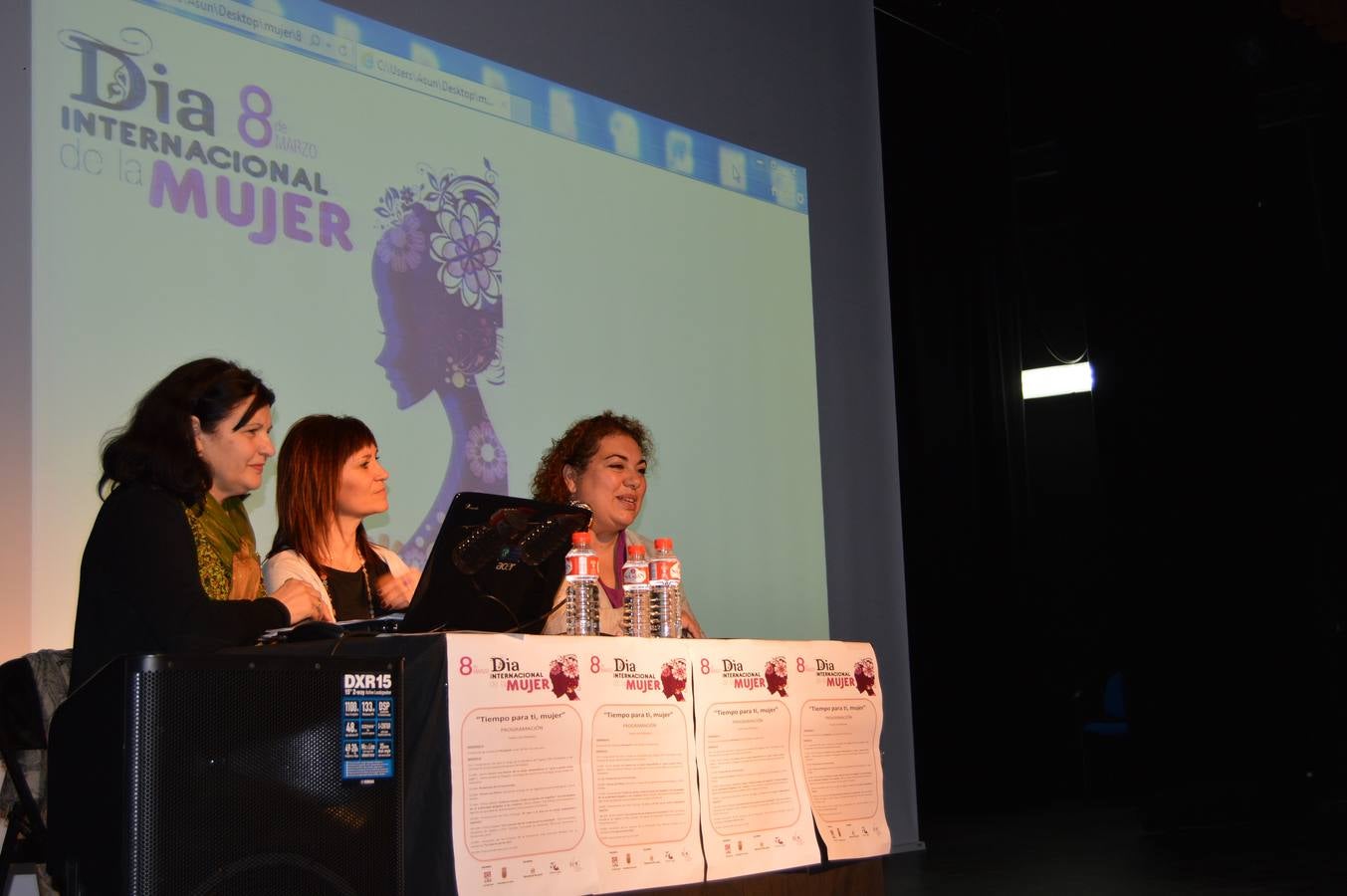 Cigales. Mujeres y hombres reclamaron la igualdad real en un acto muy participativo.