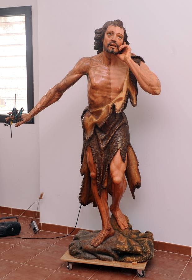 Últimos retoques a las obras de la muestra de Las Edades del Hombre en Toro (Zamora)