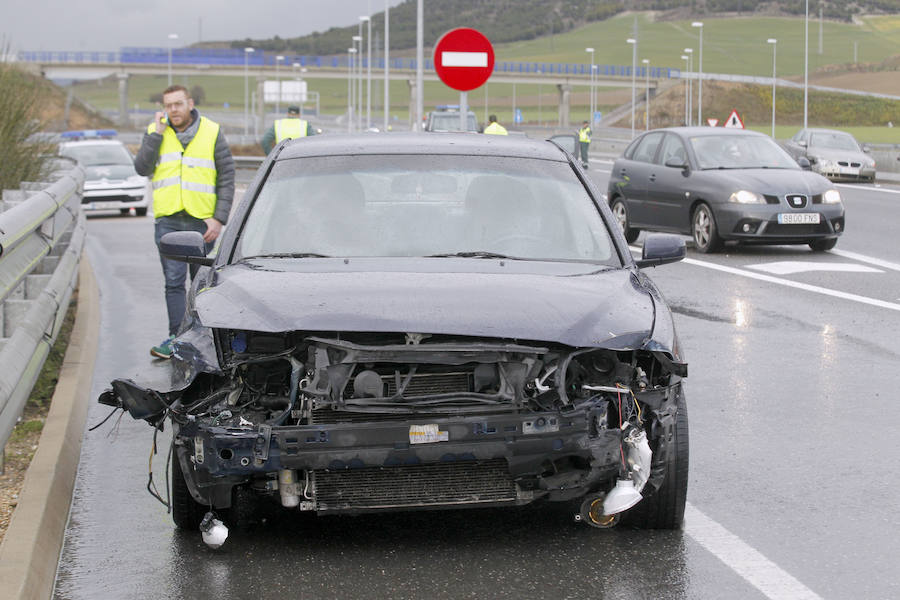 Accidente múltiple en la VA-30