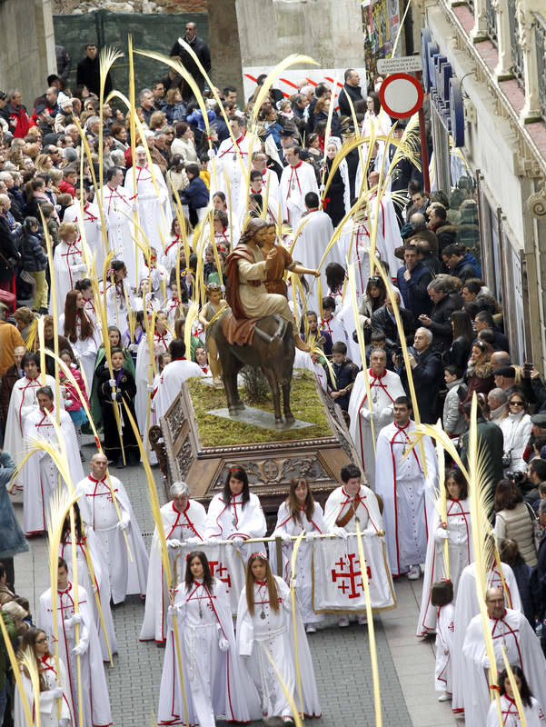 Procesión de las Palmas en Palencia (1/2)