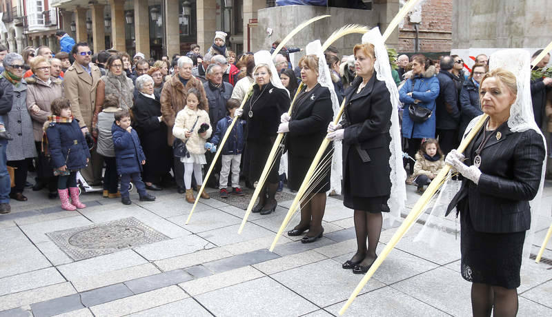 Procesión de las Palmas en Palencia (1/2)