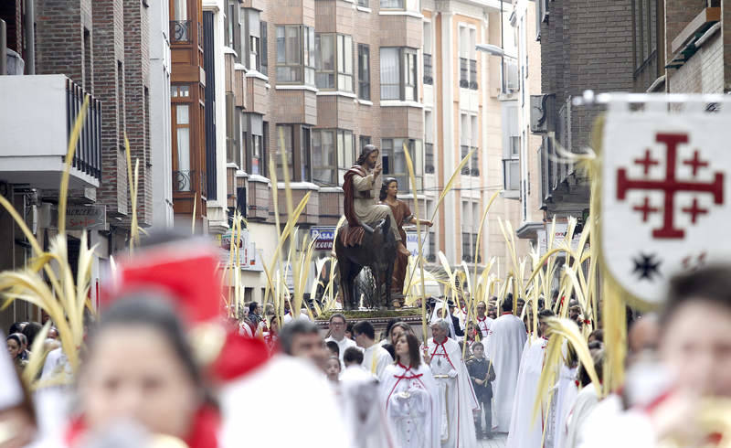 Procesión de las Palmas en Palencia (1/2)