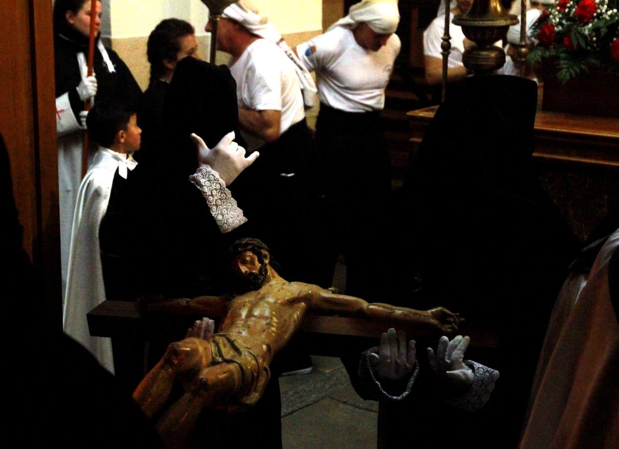 Procesión y Oración de los Cinco Misterios en Segovia (1/2)
