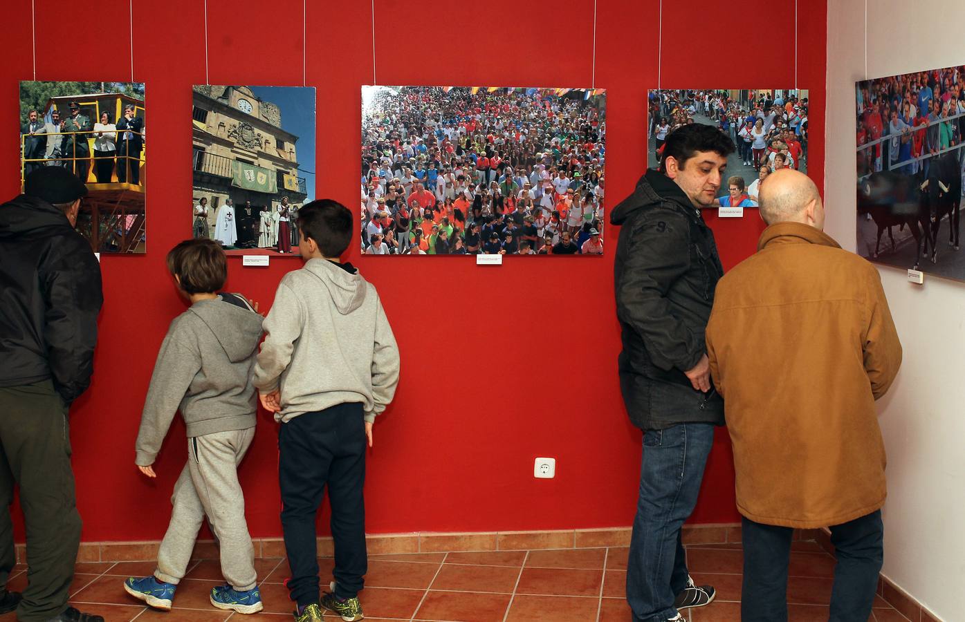 La exposición &#039;Un año en imágenes&#039; llega a Villacastín (Segovia)